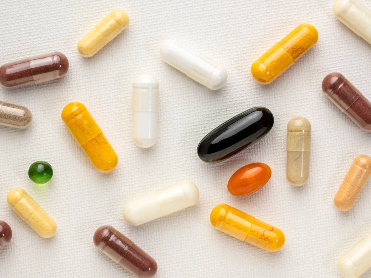 6 Evidence-Based Supplements You Should Take for Better Health and Fitness