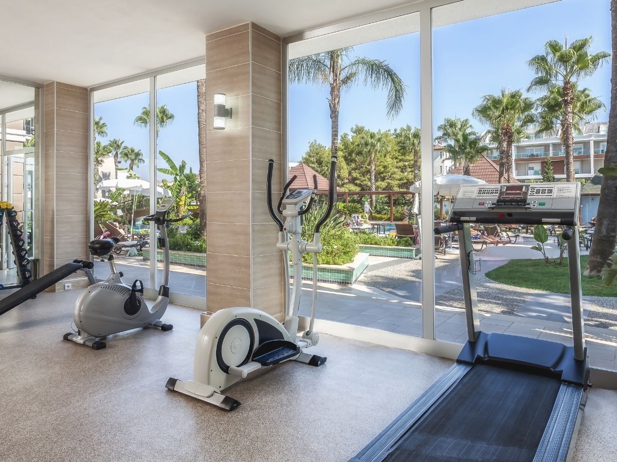 Exercising While Traveling: Simple Tips for Staying Fit on the Go