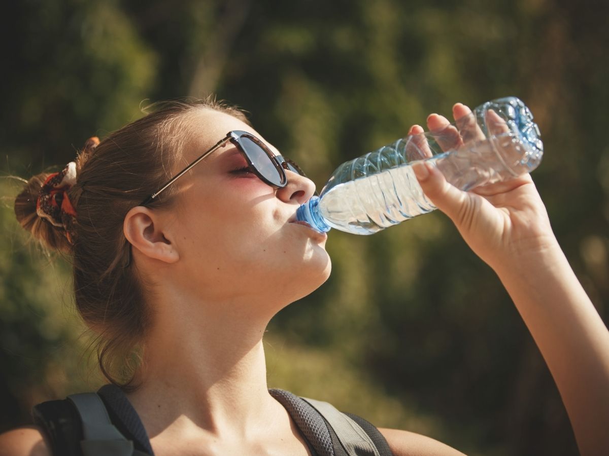 8 Ways to Increase Daily Water Intake Other Than Drinking Pure Water