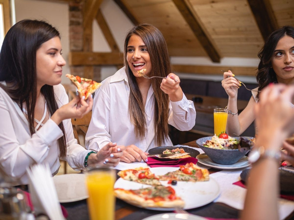 Weekends & Social Eating: Keep Progress Without Saying “No” to Life